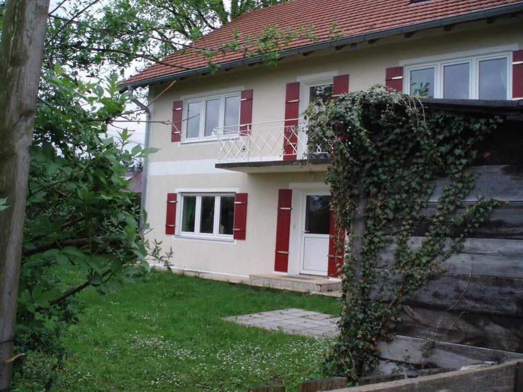 Airport Hostel Hallbergmoos Exterior foto