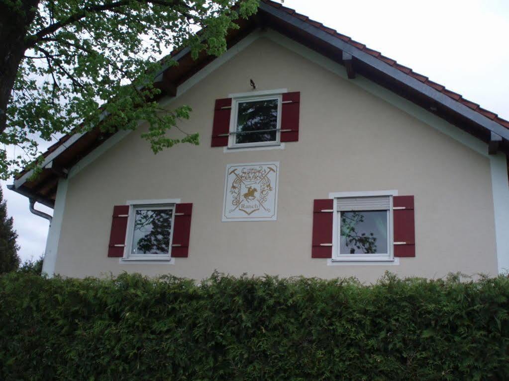 Airport Hostel Hallbergmoos Exterior foto